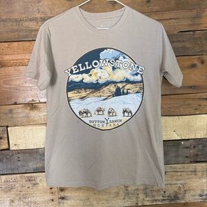 XSmall Women’s Yellowstone Dutton Ranch Montana‎ Shirt Tan